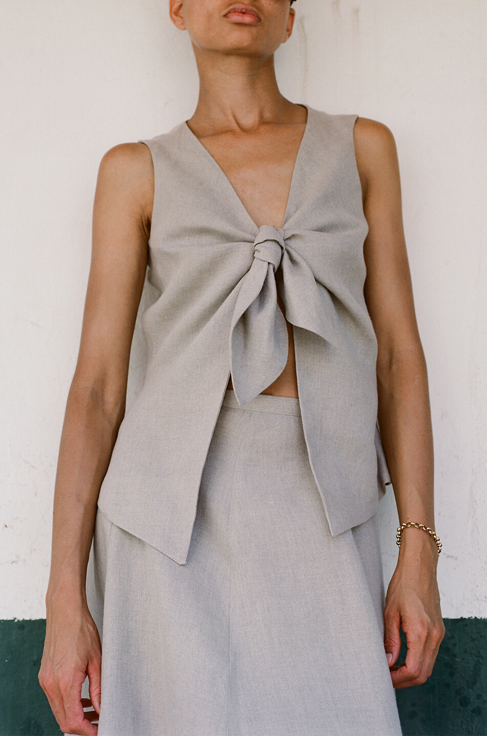 ARKITAIP Lucia self-tie linen vest Women BEIGE 2