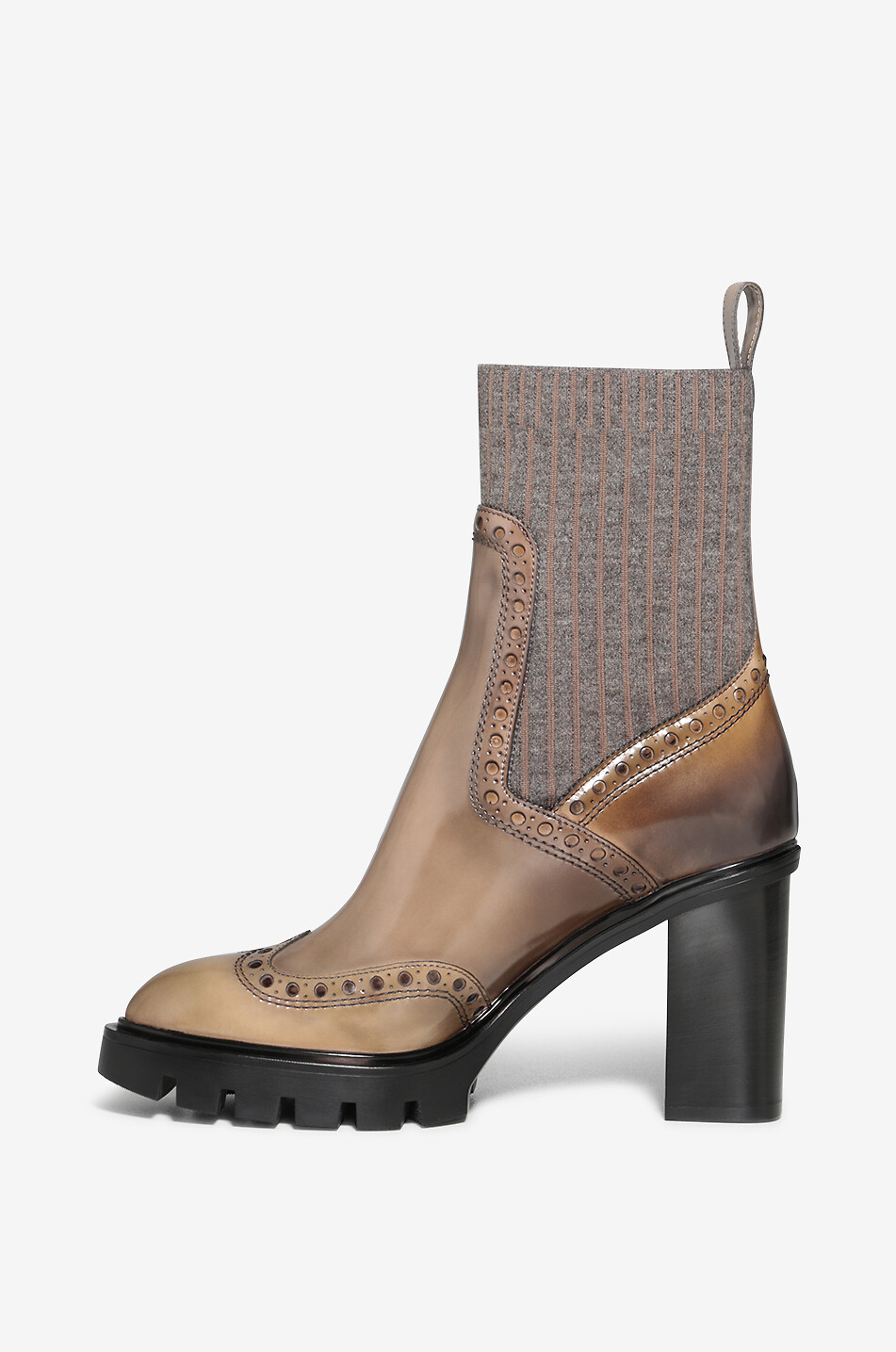Bottines en cuir sfumato et maille à talon