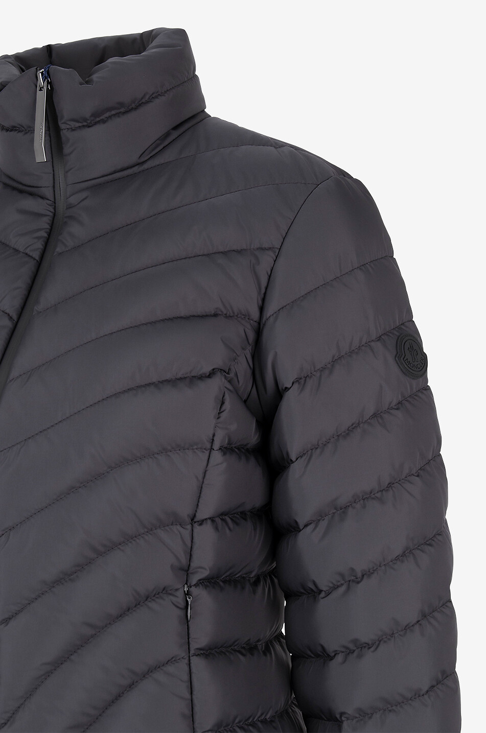 MONCLER Taillierte kurze diagonal gesteppte Daunenjacke Grange Damen SCHWARZ 3