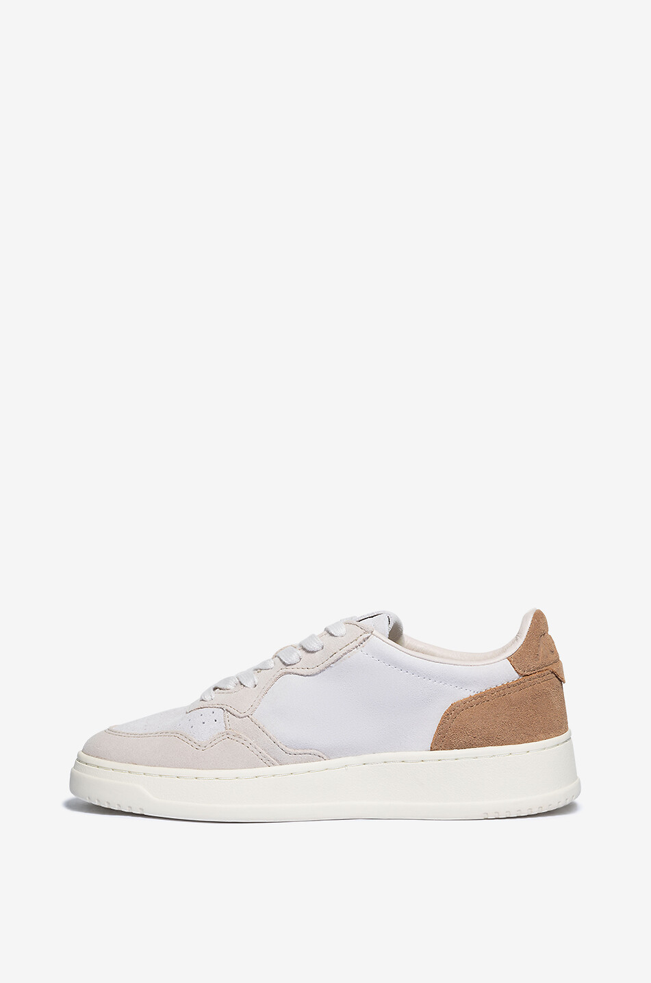 AUTRY Medalist low-top lace-up sneakers Women BROWN 3