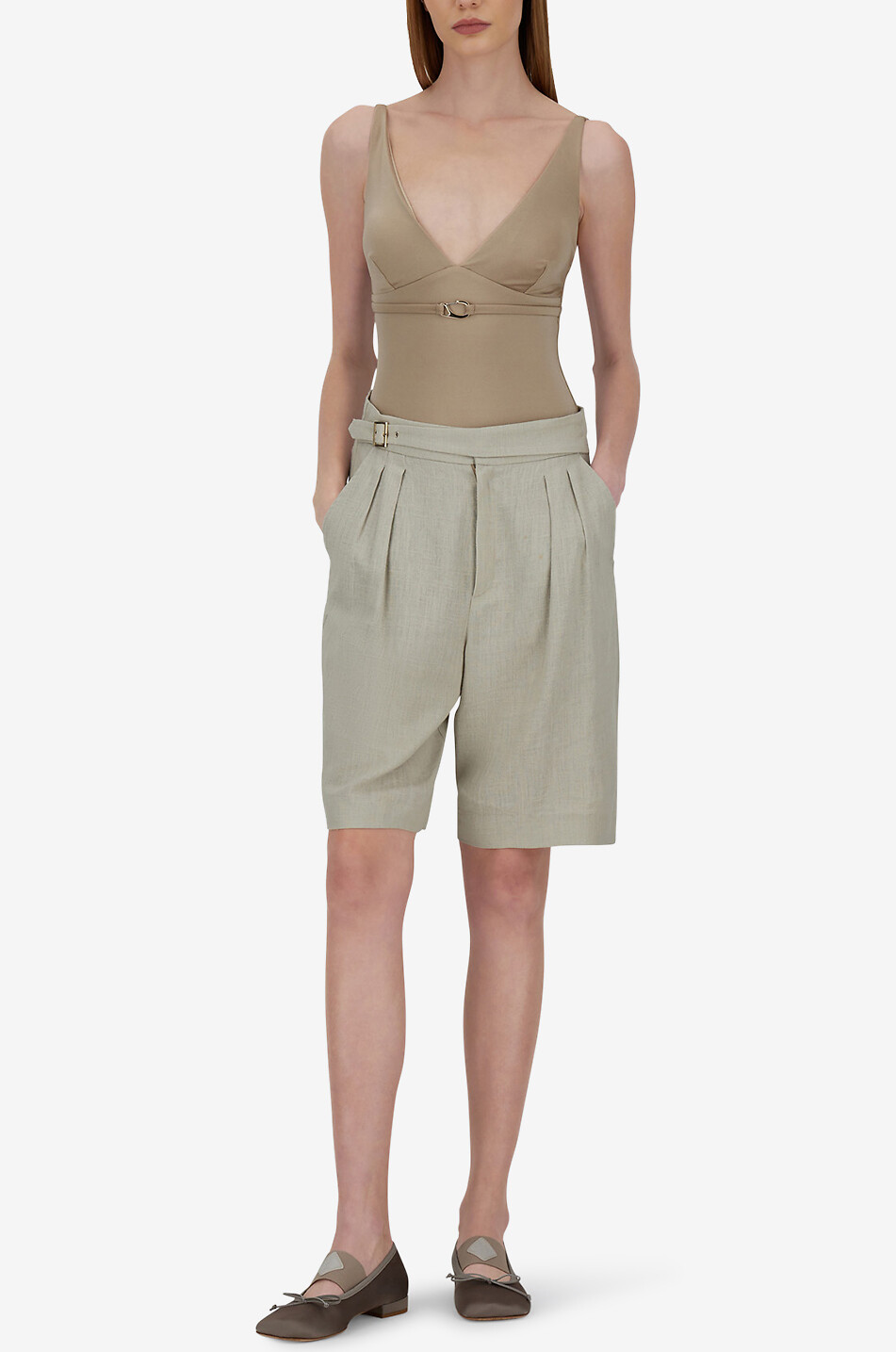 HERNO Fluid Bermuda shorts with waistband tucks Women Light beige 6