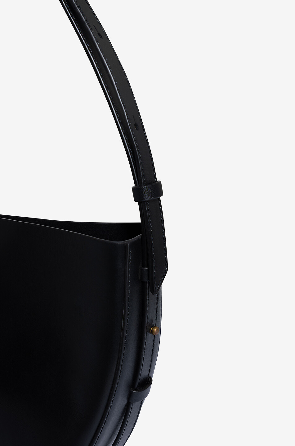 SOEUR Winona asymmetric leather shoulder bag Women BLACK 5
