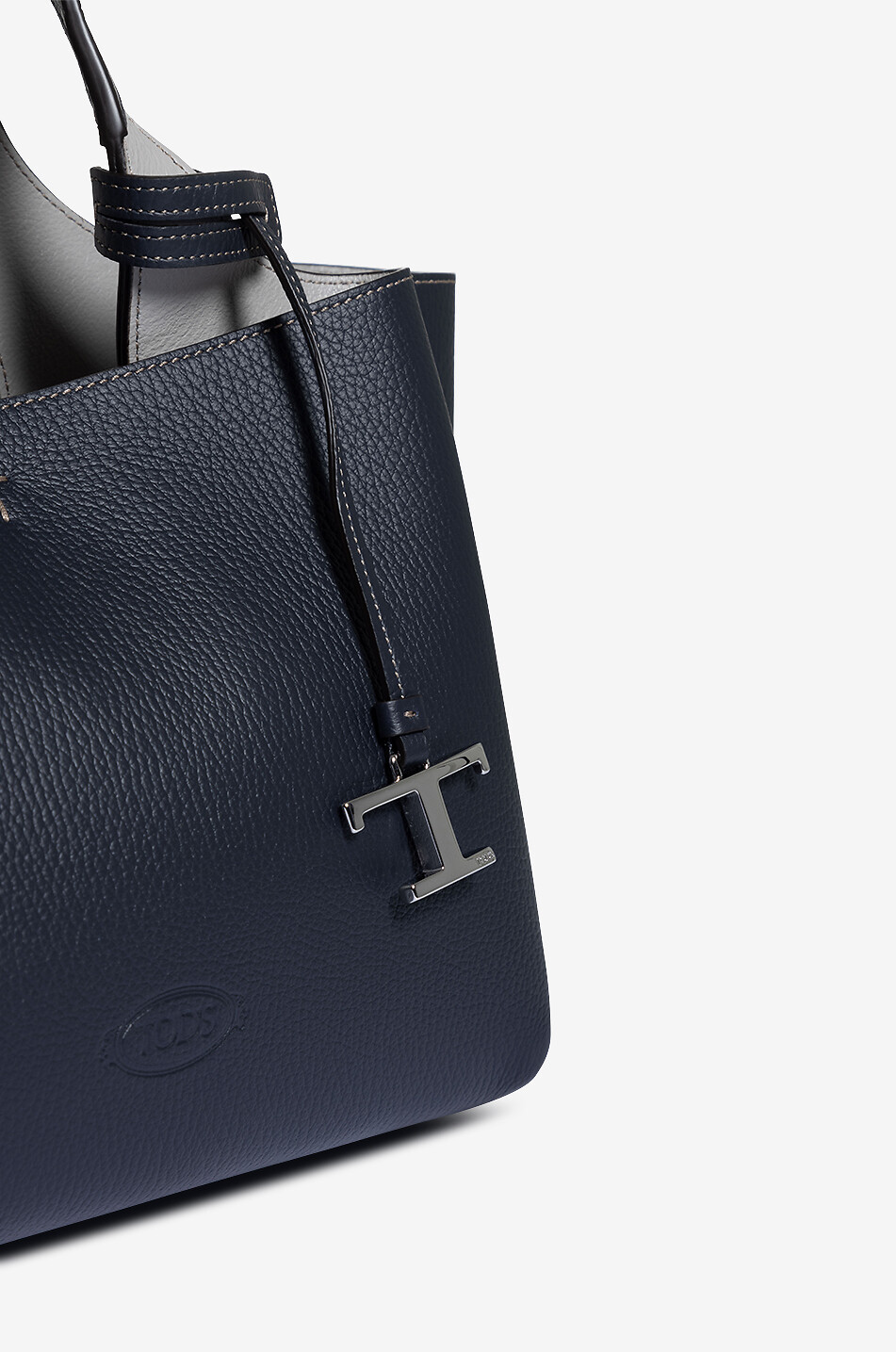 Tasche aus genarbtem Leder T Timeless Mini