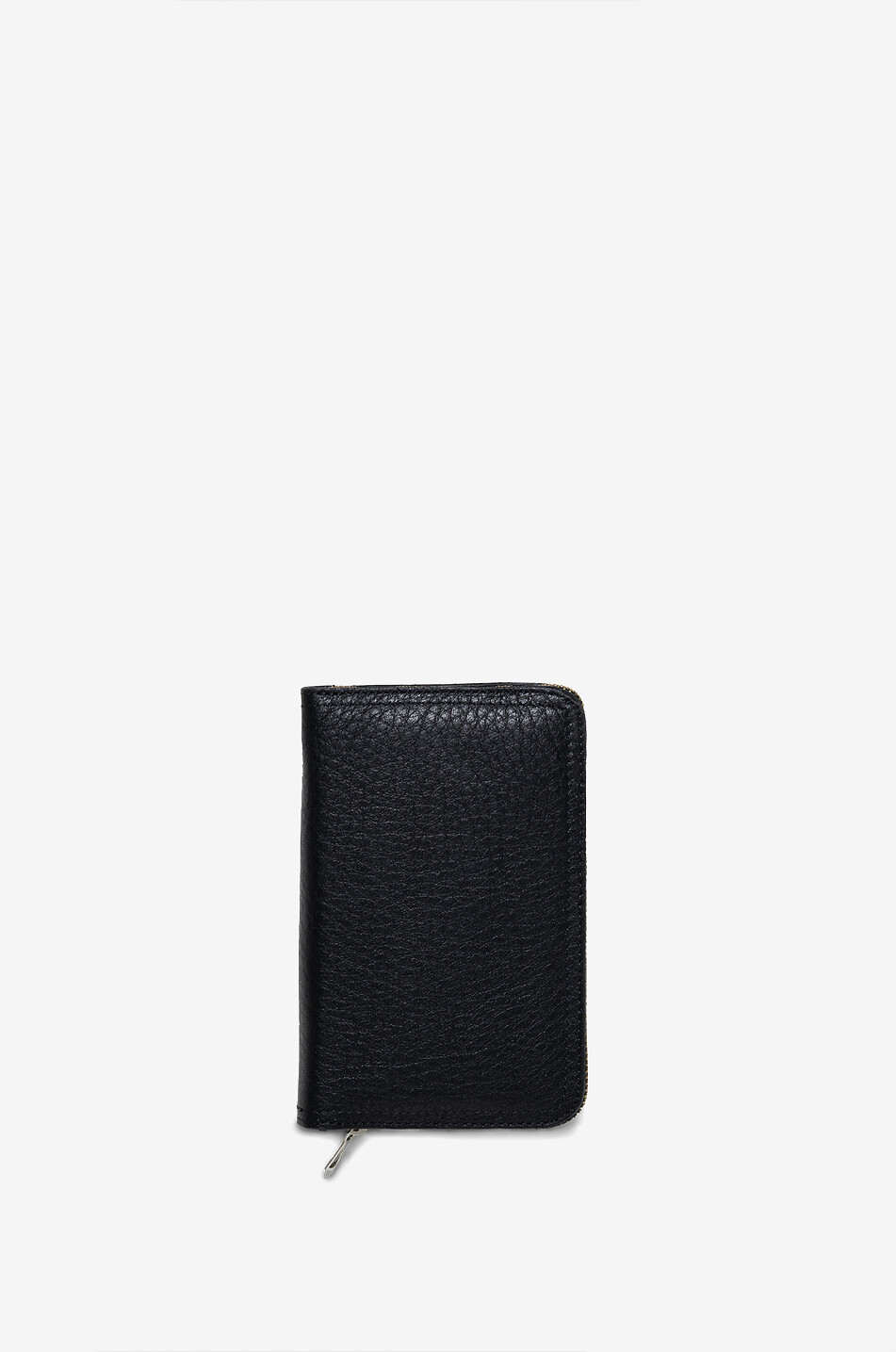 Manicure set in a grained leather case