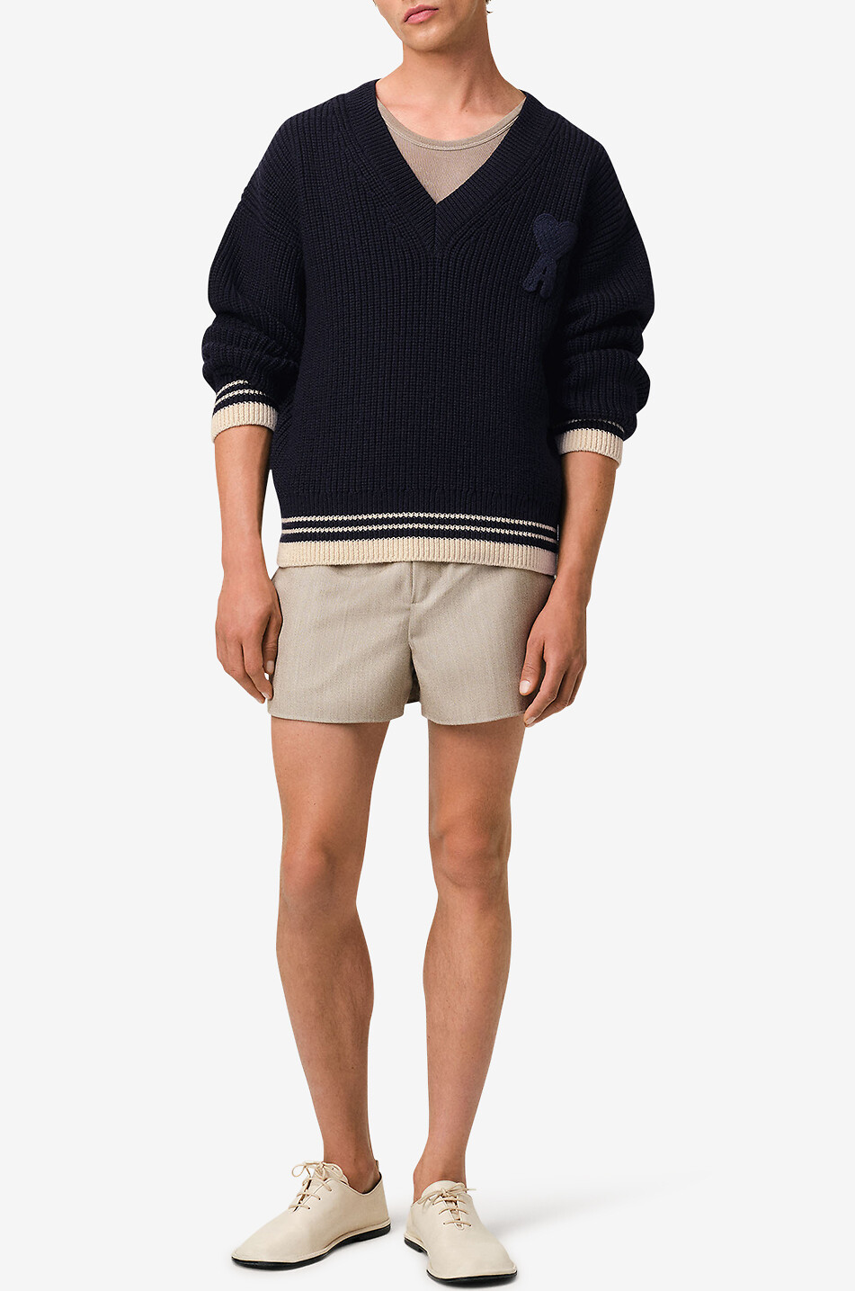 AMI Pull à col en V en laine Ami De Coeur Homme BLEU FONCE 2