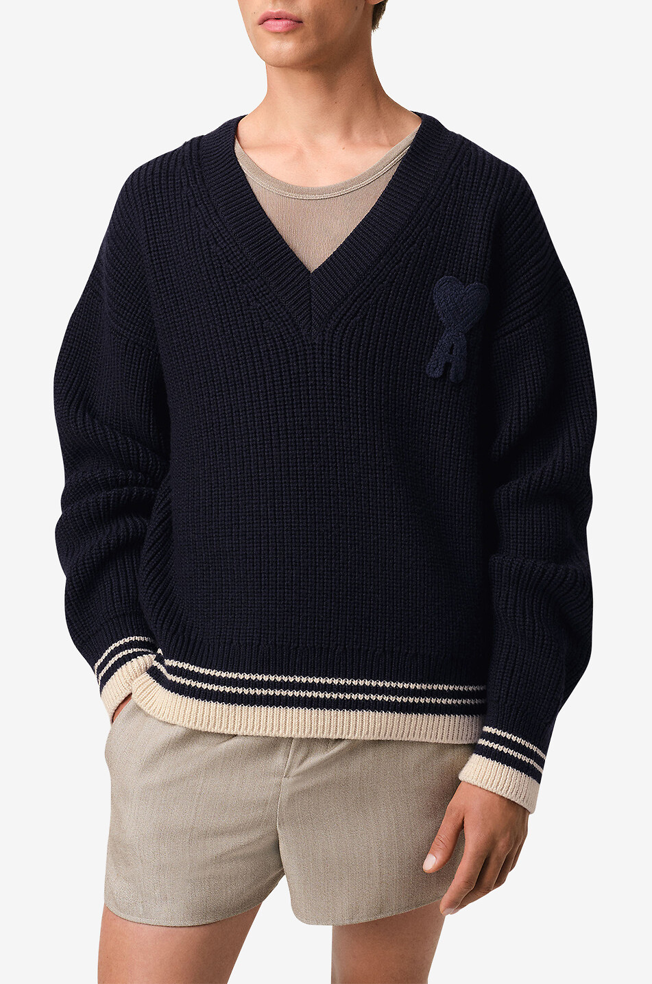 AMI Pull à col en V en laine Ami De Coeur Homme BLEU FONCE 5
