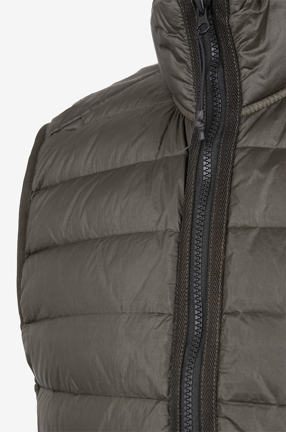 STONE ISLAND Ärmellose Daunenjacke G100007 Loom Woven Down TC RNyl Herren KHAKI 3