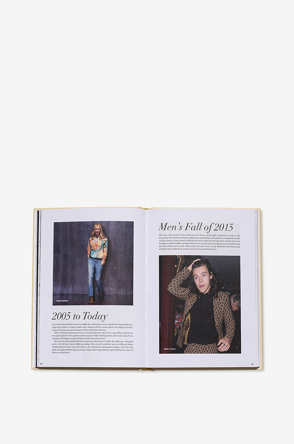 NEW MAGS The Essence of Gucci Unfolded coffee table book Home YELLOW 3