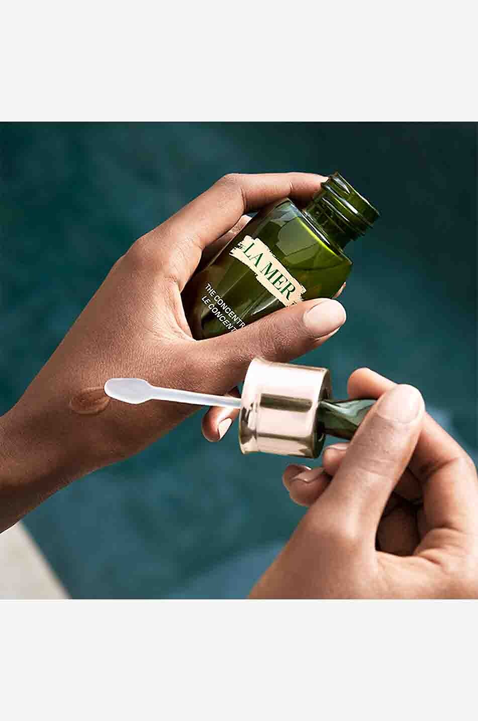 LA MER The Concentrate protective serum Unisex Colourless 3