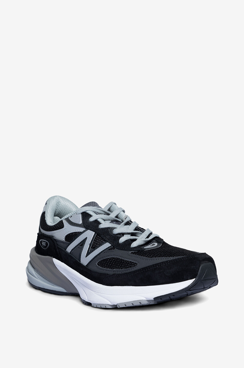 990v6 suede low-top sneakers