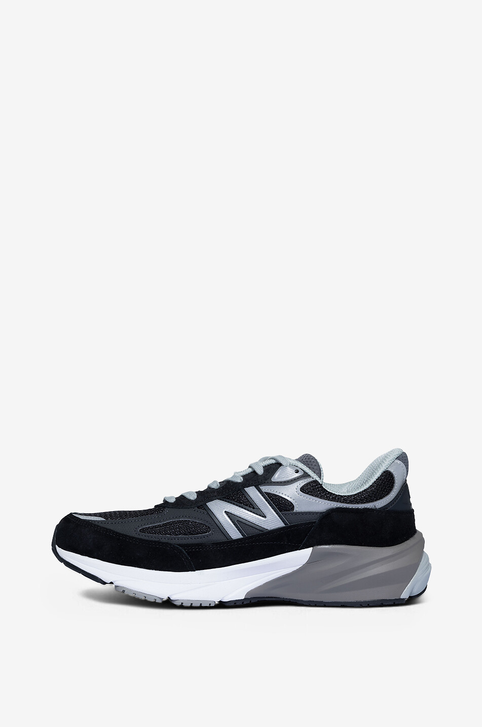 NEW BALANCE Niedrige Sneakers aus Wildleder 990v6 Herren SCHWARZ 3
