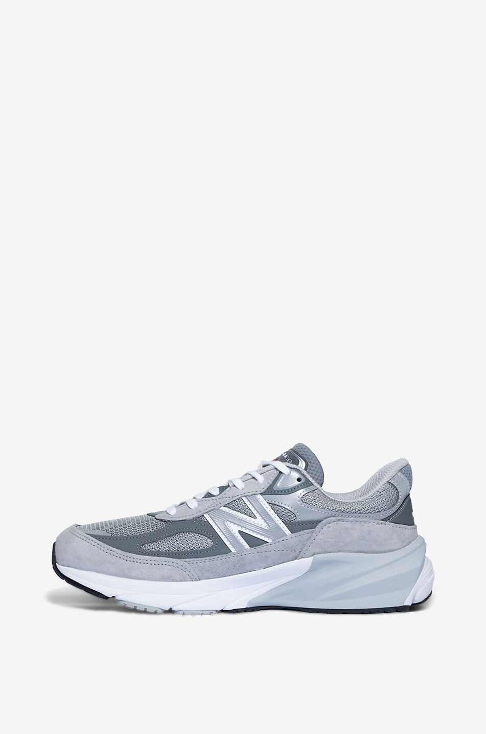 Niedrige Sneakers aus Wildleder 990v6