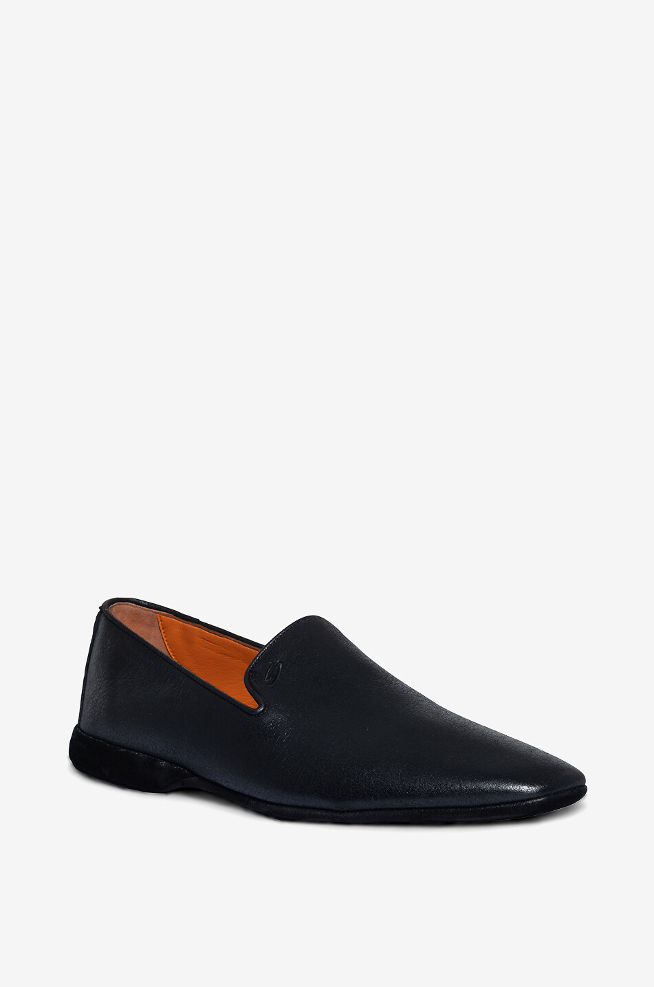 Shiny smooth leather loafers