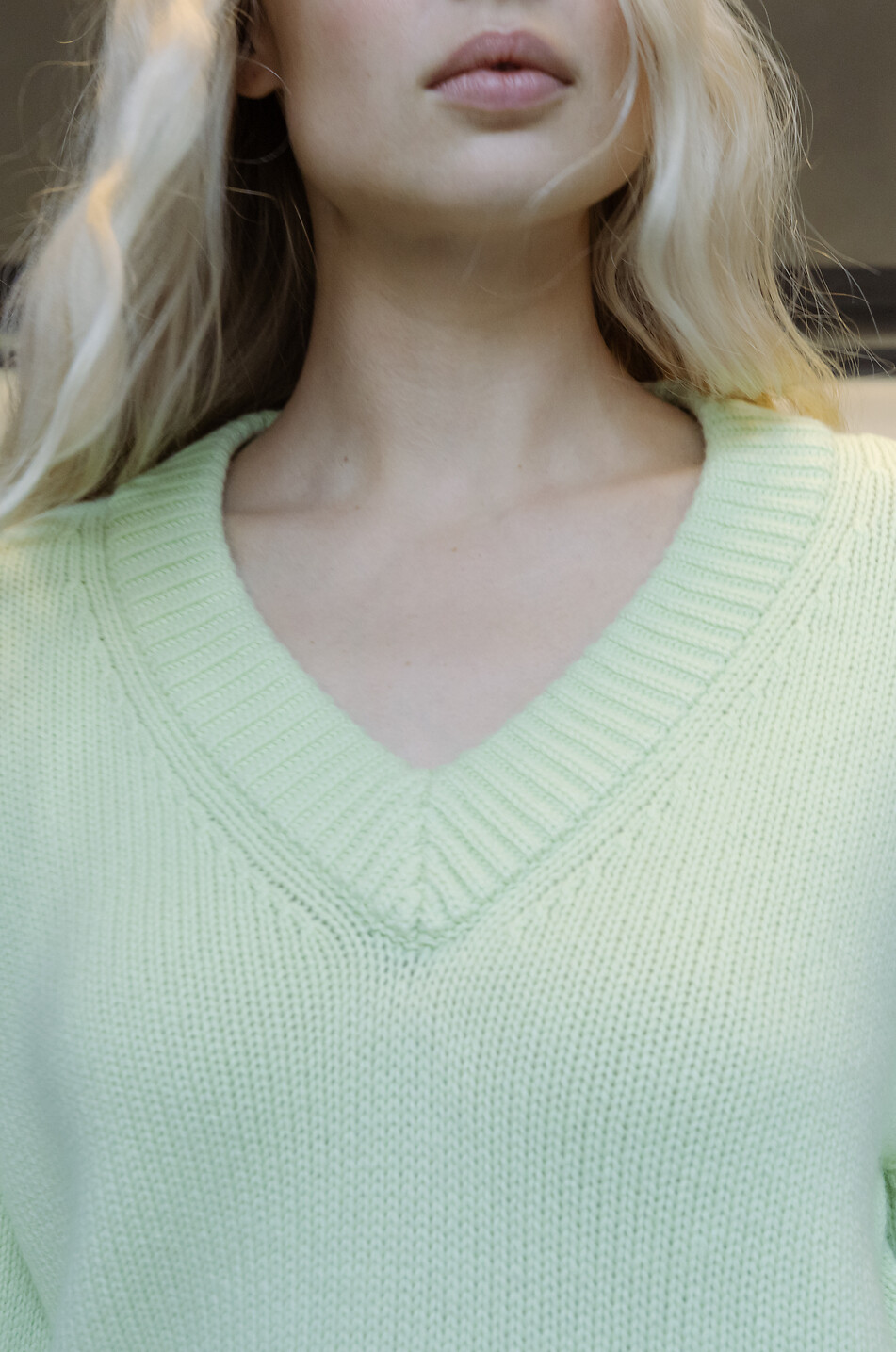 LISA YANG Pullover mit V-Ausschnitt aus Kaschmir Aletta Damen HELLGRÜN 4