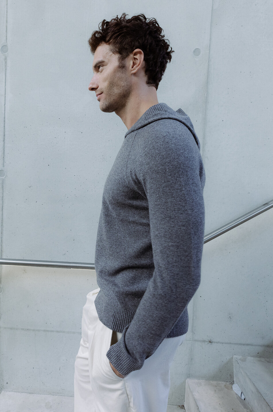 VINCE Sweatshirt mit Kapuze aus Wolle und Kaschmir Herren MITTELGRAU 4