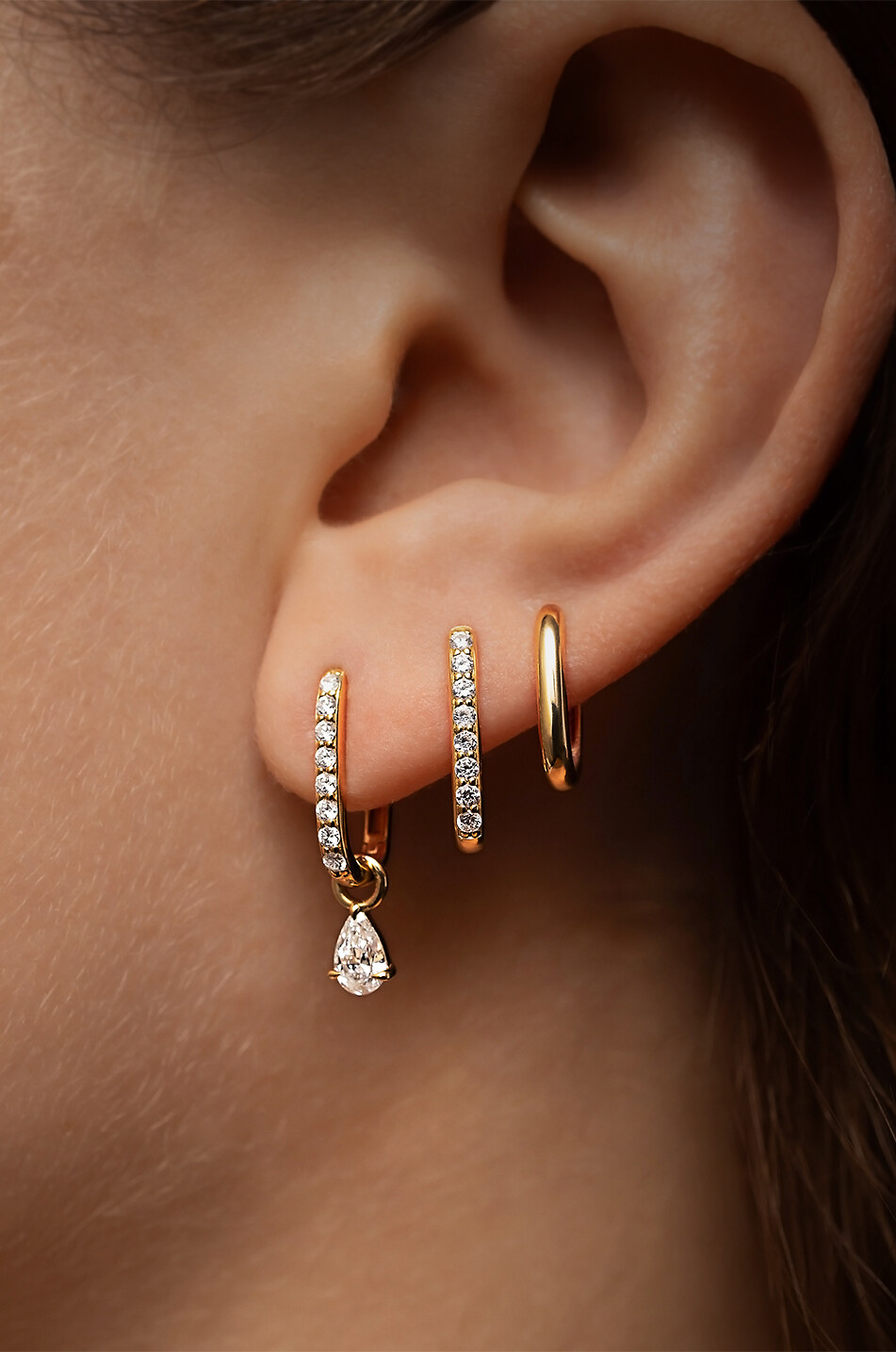 LOEV Allday Huggies yellow gold and diamond oval hoop earrings Women GOLDEN 3