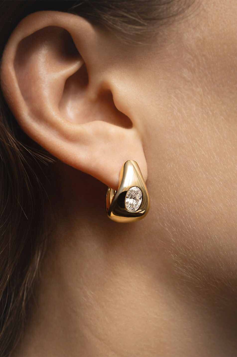 LOEV Cuve yellow gold and diamond hoop earrings Women GOLDEN 2
