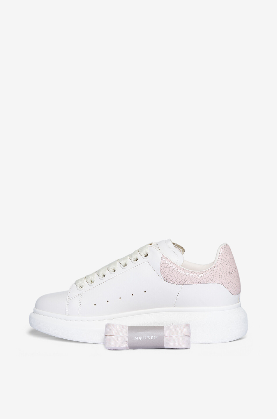ALEXANDER McQUEEN Niedrige Sneakers aus Glattleder und rissigem Leder Oversize Damen WEISS 5