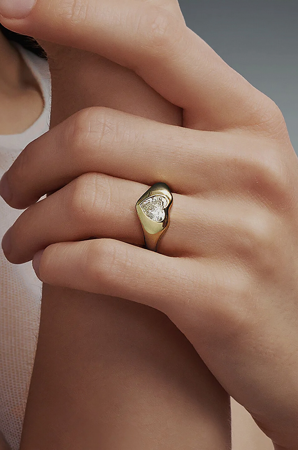 LOEV Siegelring aus Gelbgold und Diamant Curve Heart Damen GOLDEN 2