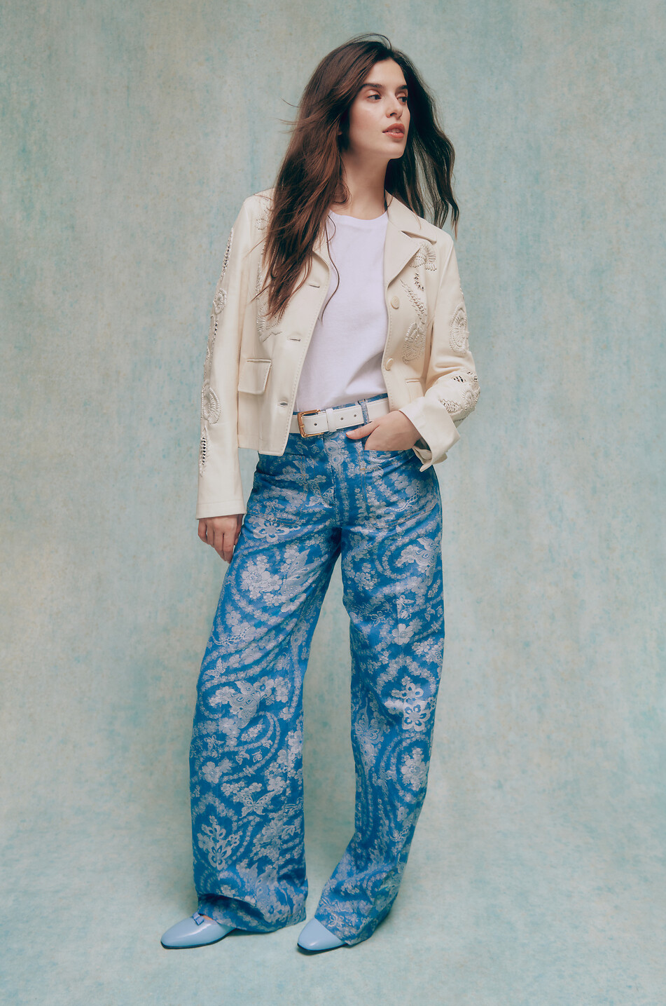 Pantalon large en jacquard fleuri