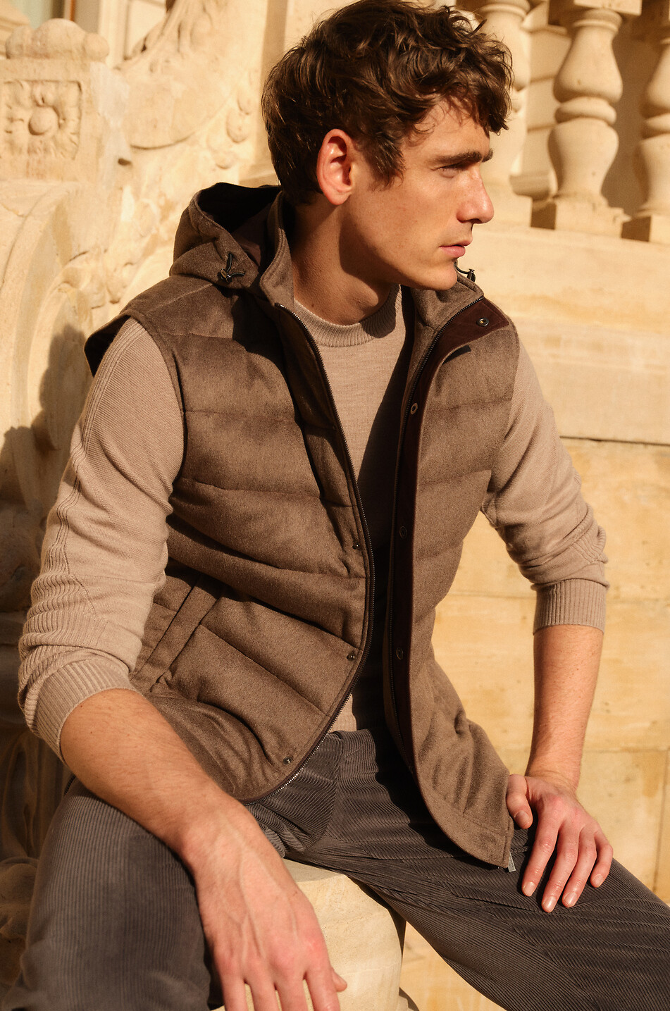 Pullover mit Rundhalsausschnitt und Raglanärmeln aus Wolle