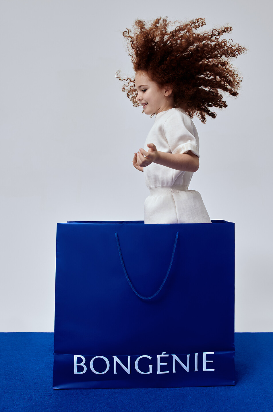 FENDI Zweilagiges Kinder-Strickkleid FF Mädchen CREMEFARBEN 3