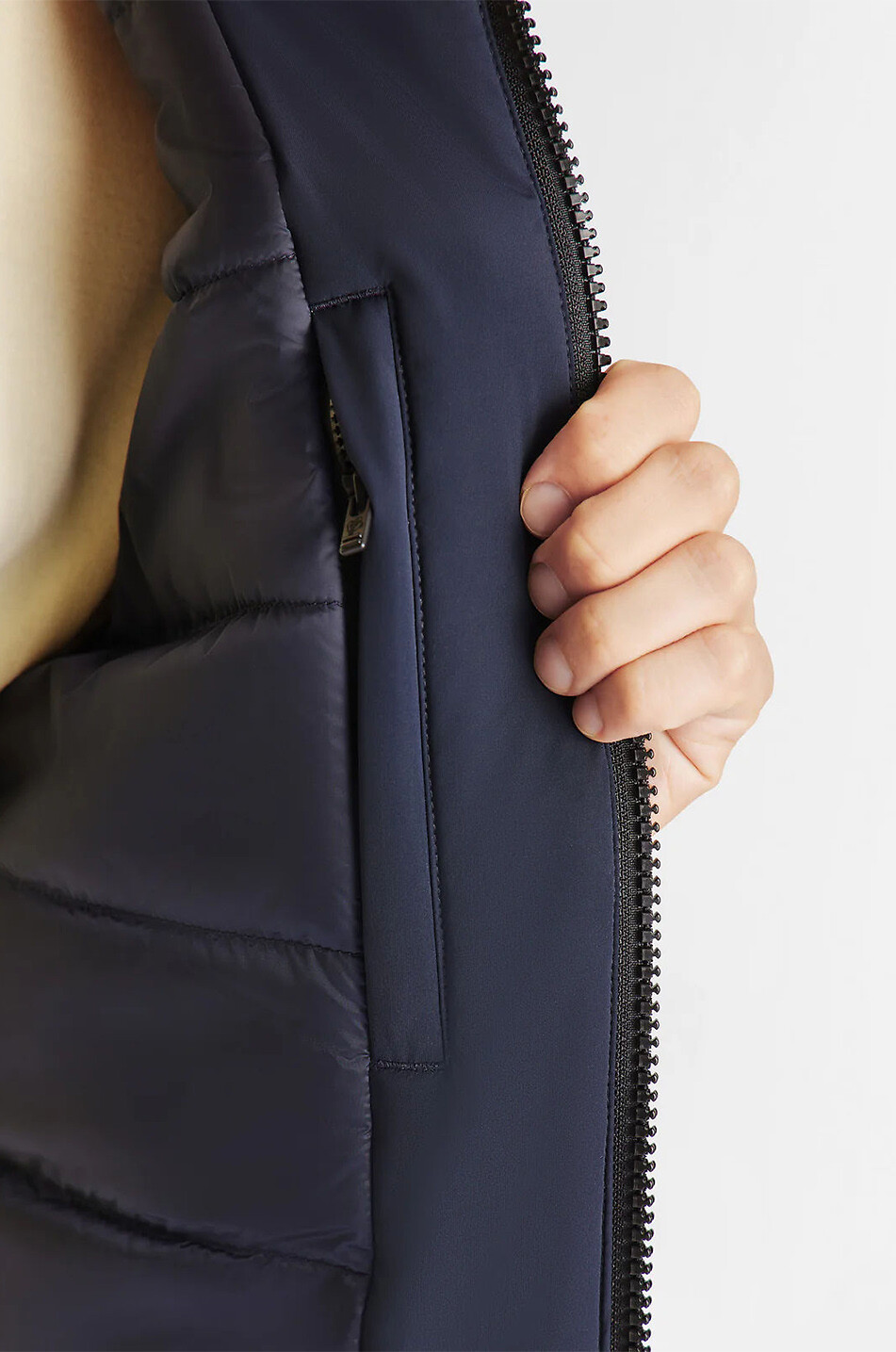 Wattierte Materialmix-Bomberjacke Piero