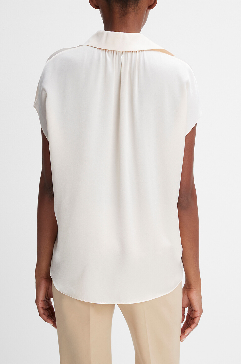 VINCE Silk short sleeved blouse Women WHITE 4