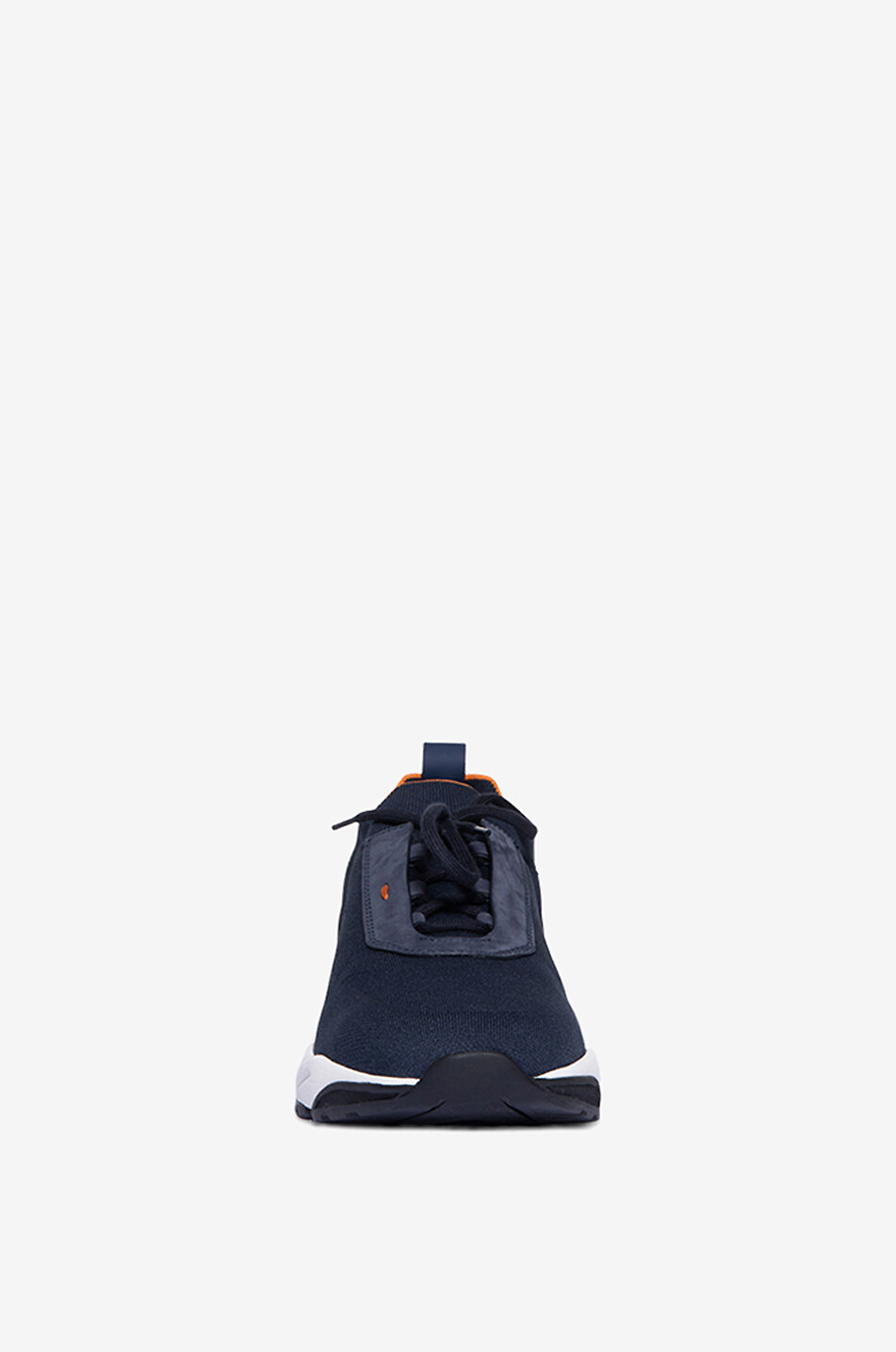 Low-top sneakers
