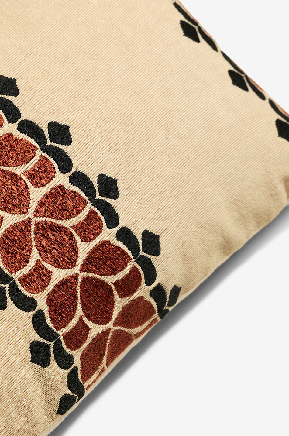 MAISON SARAH LAVOINE Coussin rectangulaire brodé Flore Maison MARRON 3