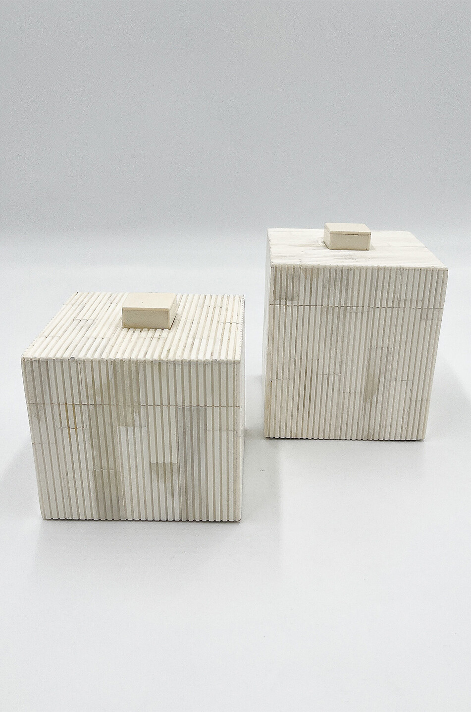 JF. THE REBORN HOME Square box Home WHITE 5