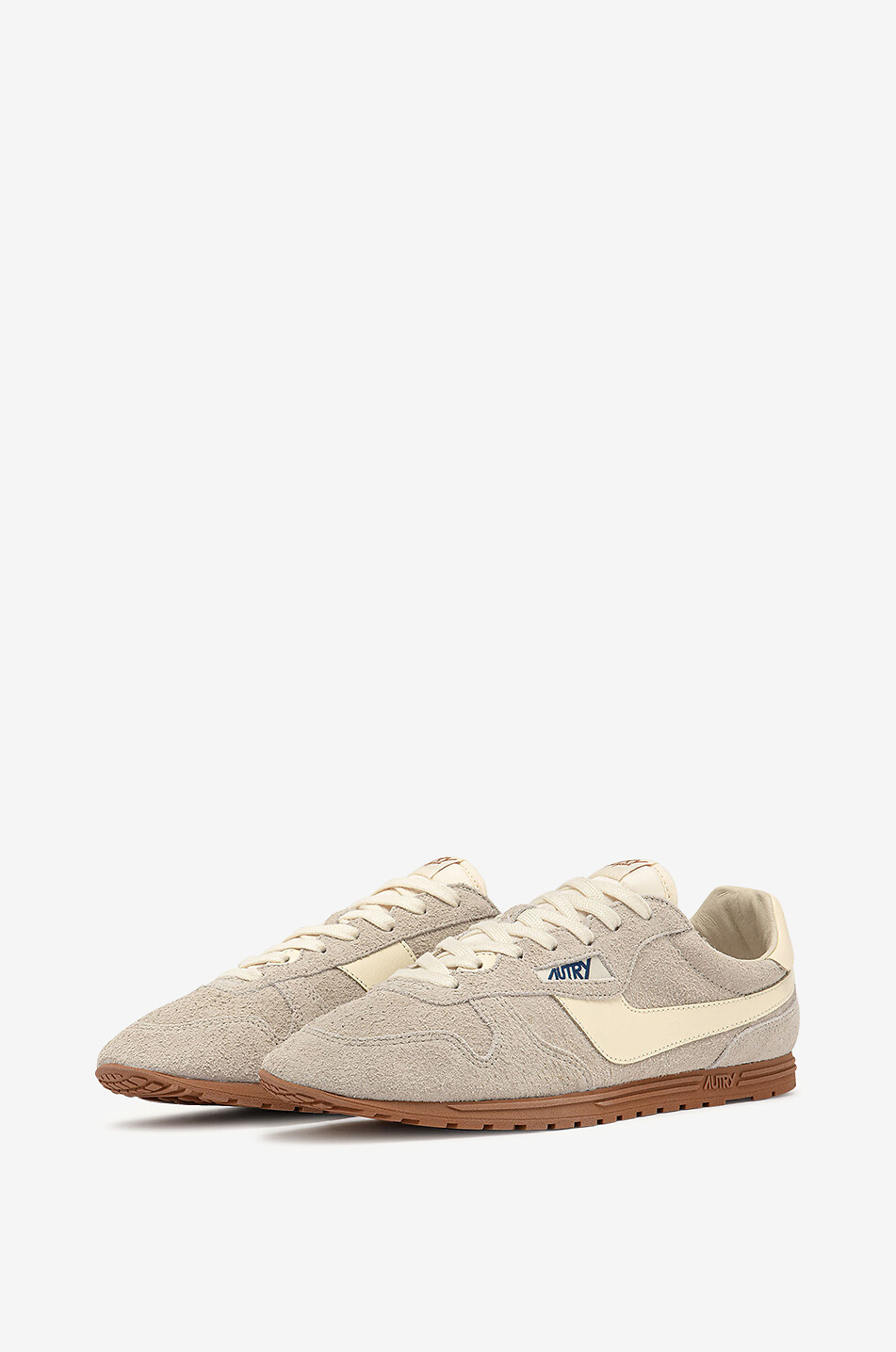 Baskets basses en daim Windspin