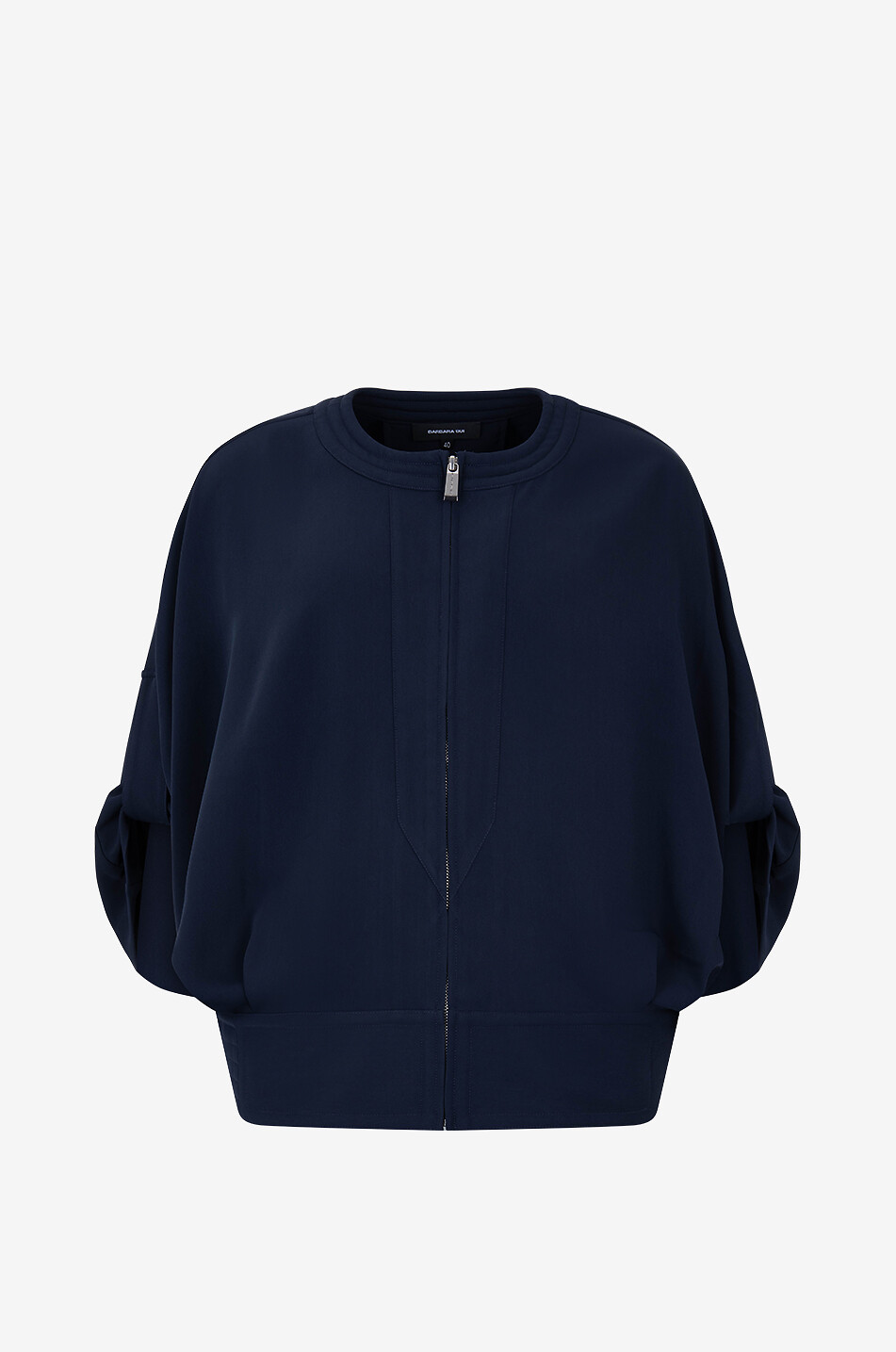 Lightweight bomber jacket with batwing sleeves