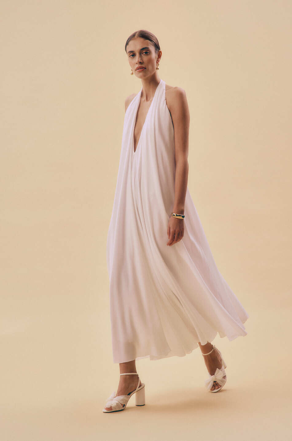 JACQUEMUS La robe Norma flared halterneck dress Women WHITE 5