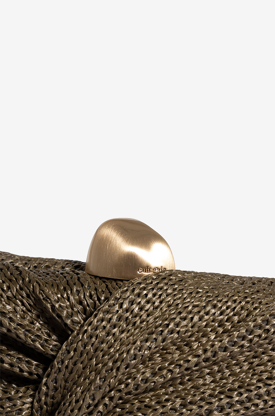 Clutch aus drapiertem Bast-Strick Lisse