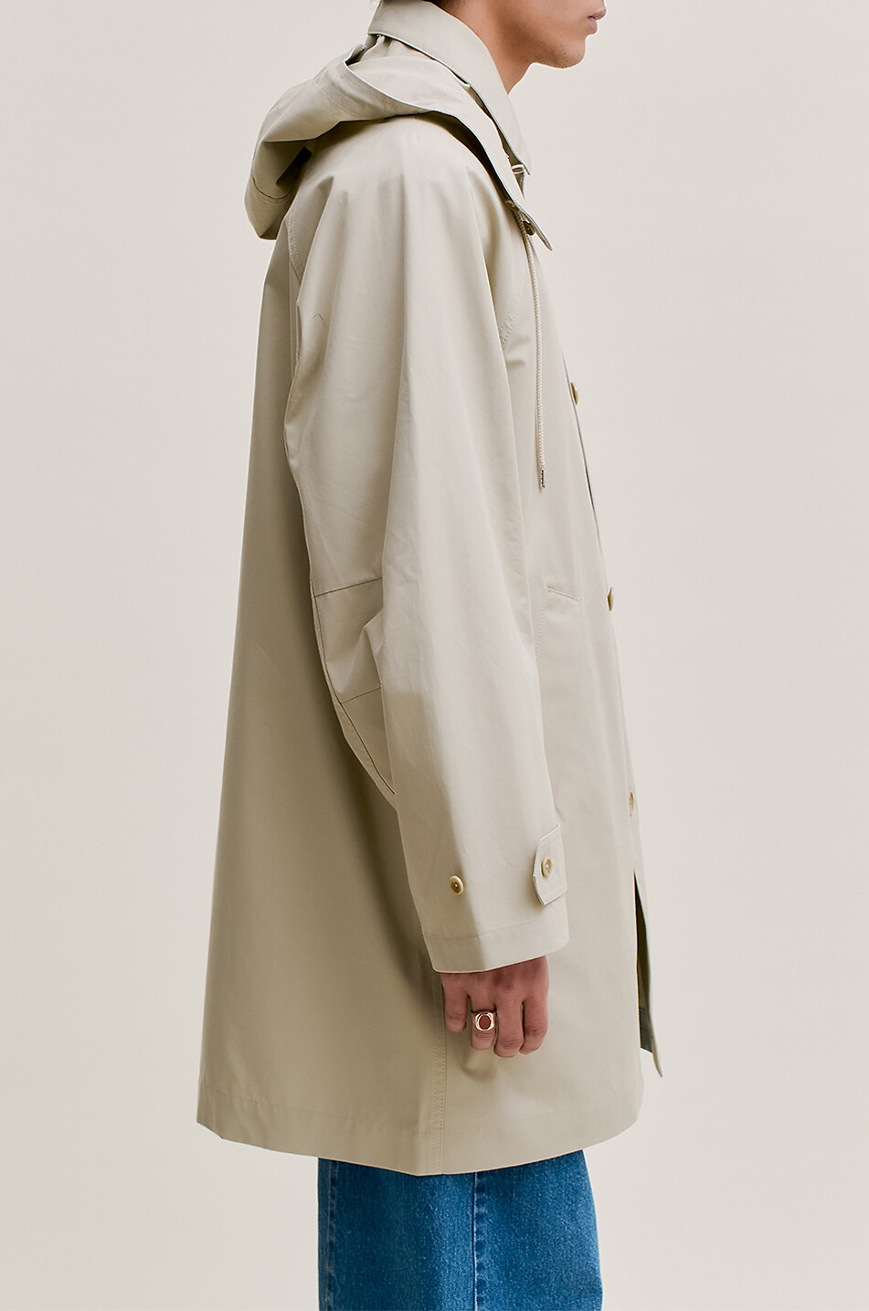 A KIND OF GUISE Mutur Mac organic cotton raincoat Men BEIGE 4