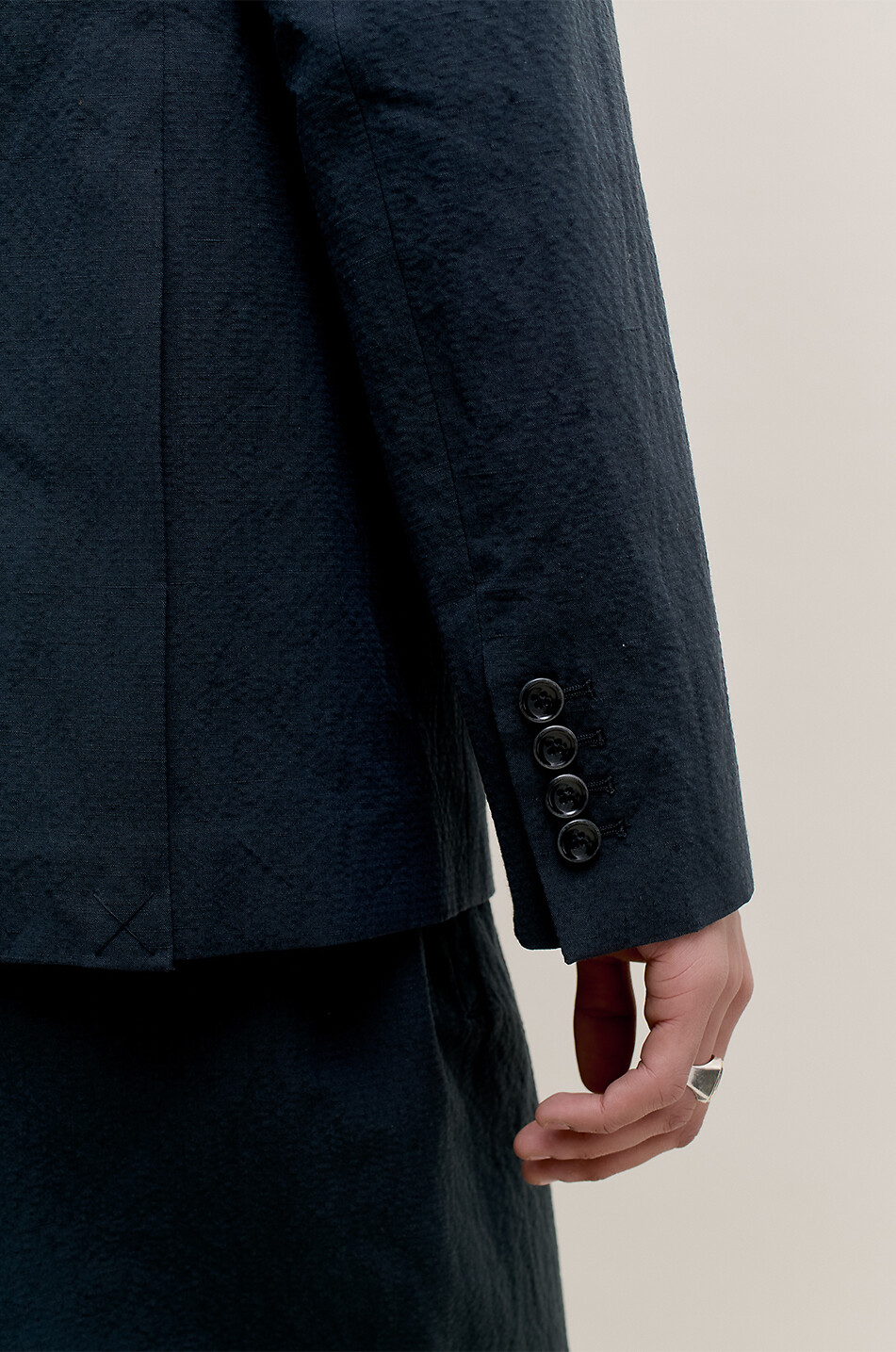 A KIND OF GUISE Blazer aus Baumwolle und Leinen Double-Breasted Peak Herren DUNKELBLAU 5