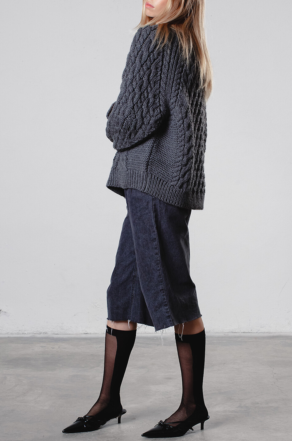 MR MITTENS Raglan Strickpullover mit geripptem Rundhalsausschnitt Damen DUNKELGRAU 3