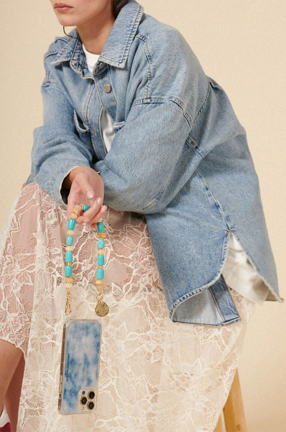 LACOQUEFRANCAISE Chaîne pour téléphone Artemis Femme Beige moyen 2