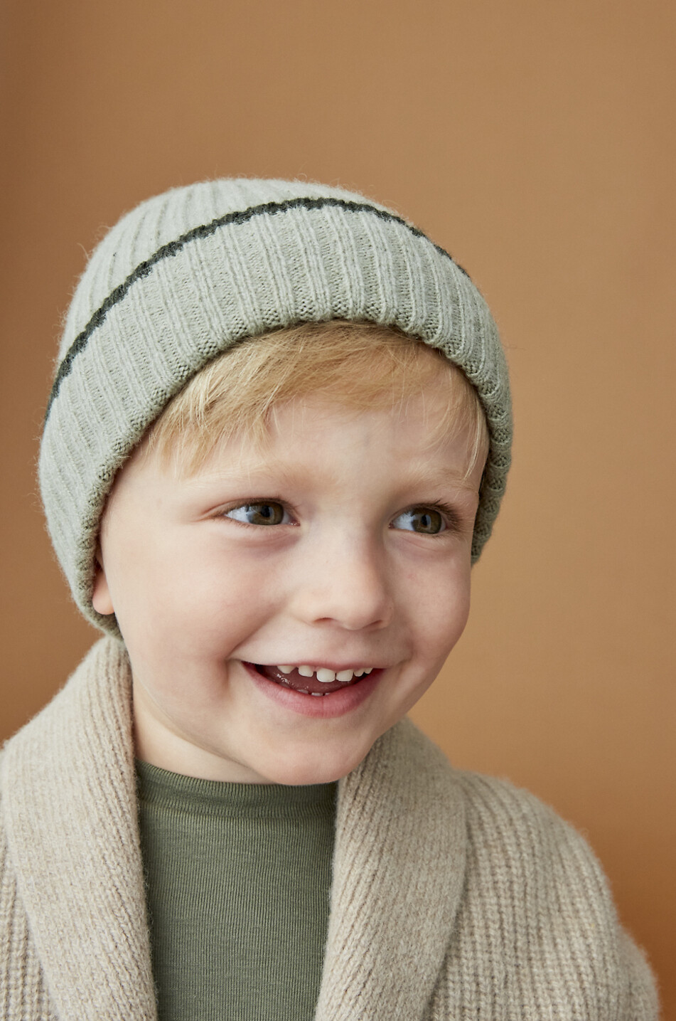 J&JOSH Merino wool and cashmere boys' rib knit beanie Boy GREEN 5
