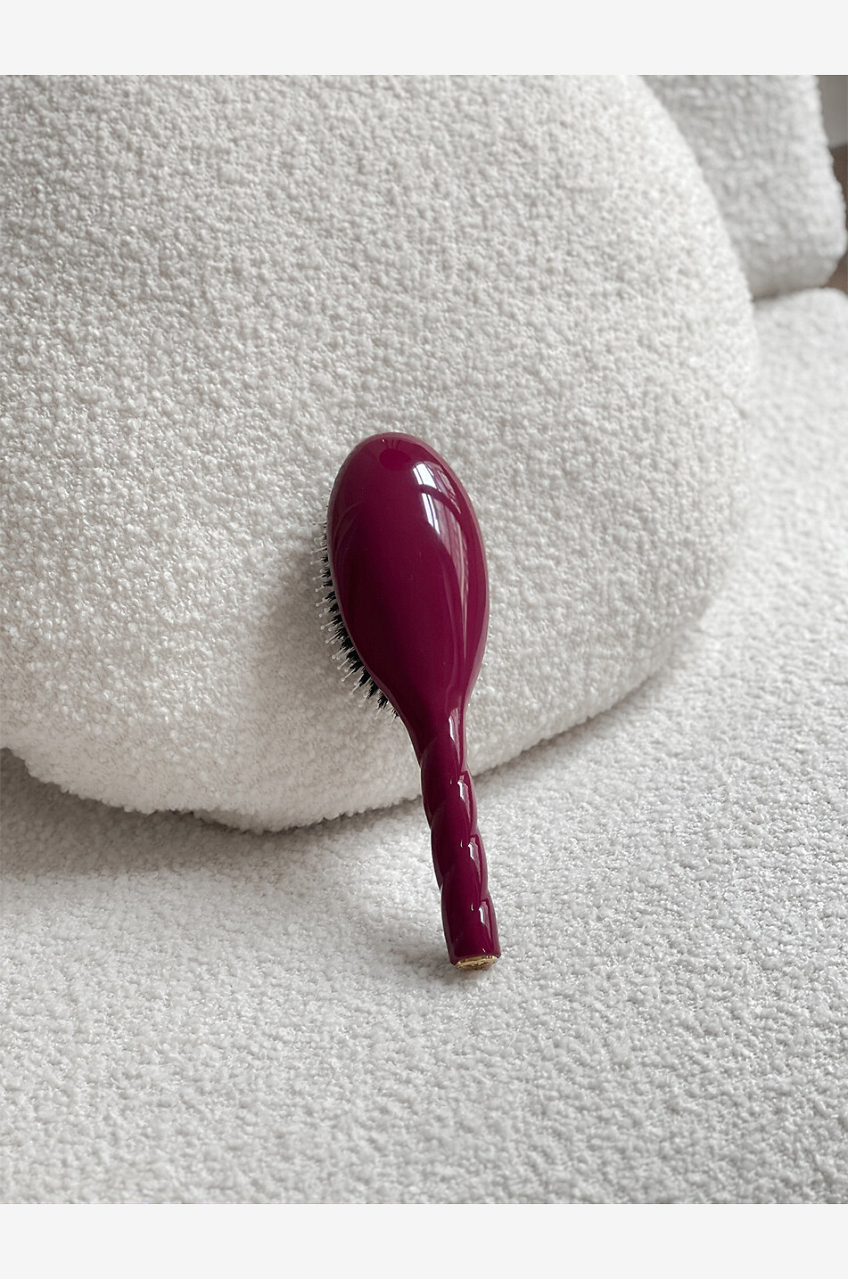LA BONNE BROSSE N.03 - L'Indispensable Douceur Cerise - sensitive scalp brush Unisex DARK RED 6