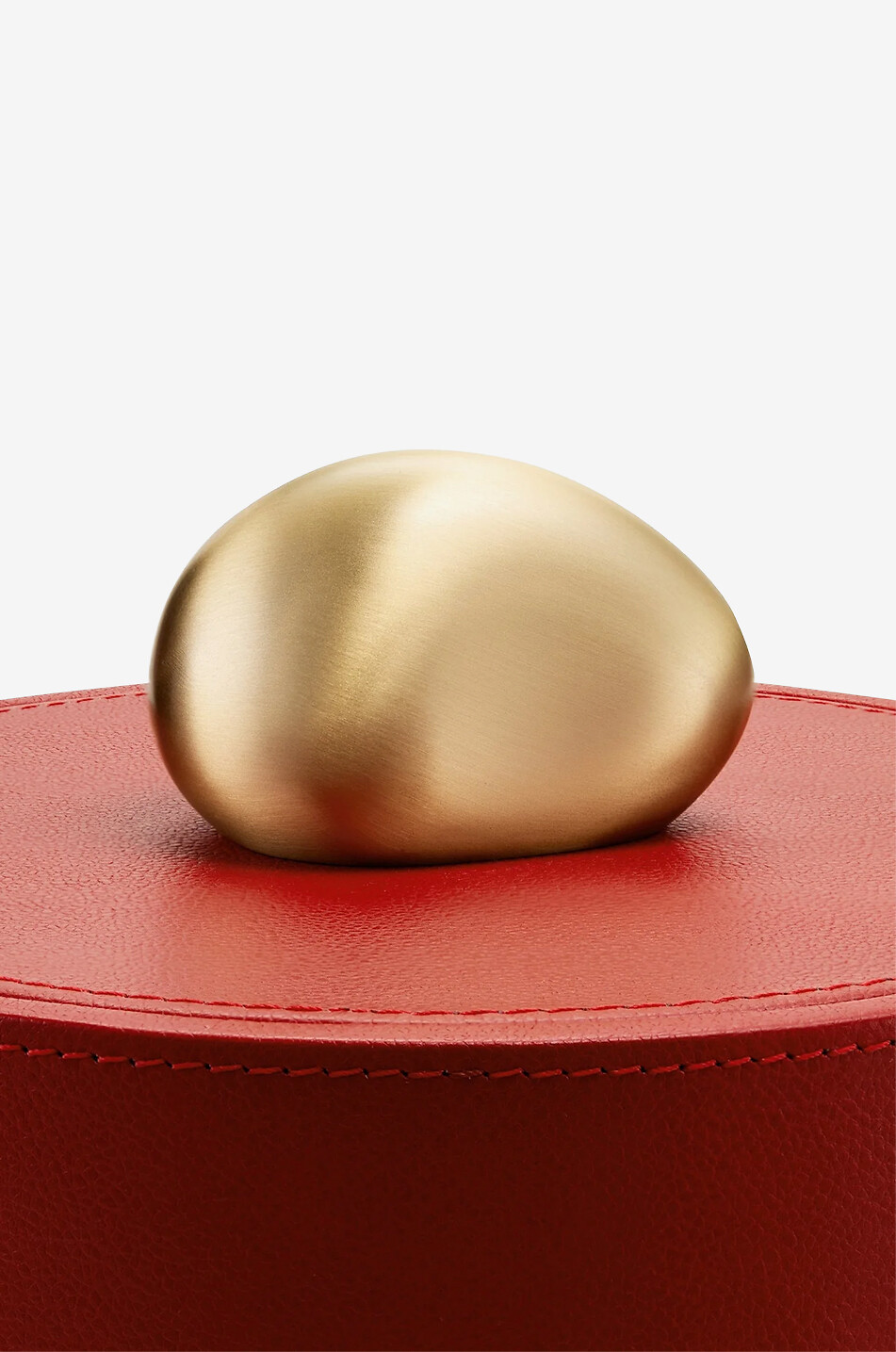 ASSOULINE Boîte de rangement ronde en cuir grainé et laiton Pebble Maison ROUGE 2