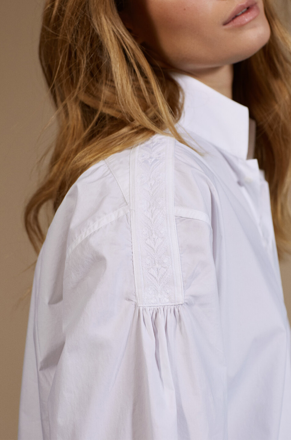 BOURRIENNE PARIS X Chemise en popeline à col mao manches bouffantes Poetesse Femme BLANC 4