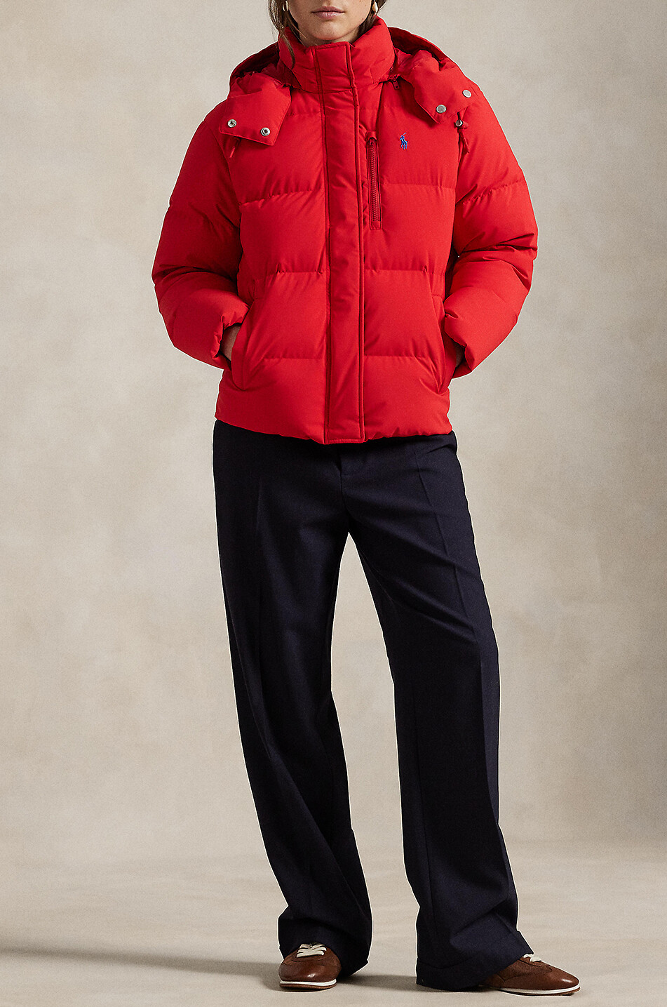 POLO RALPH LAUREN Wasserabweisende kurze Daunenjacke mit Kapuze Pony Damen ROT 6