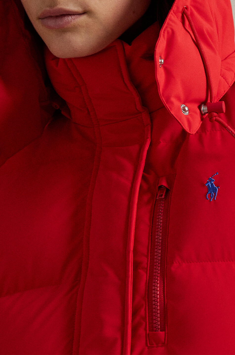POLO RALPH LAUREN Wasserabweisende kurze Daunenjacke mit Kapuze Pony Damen ROT 2