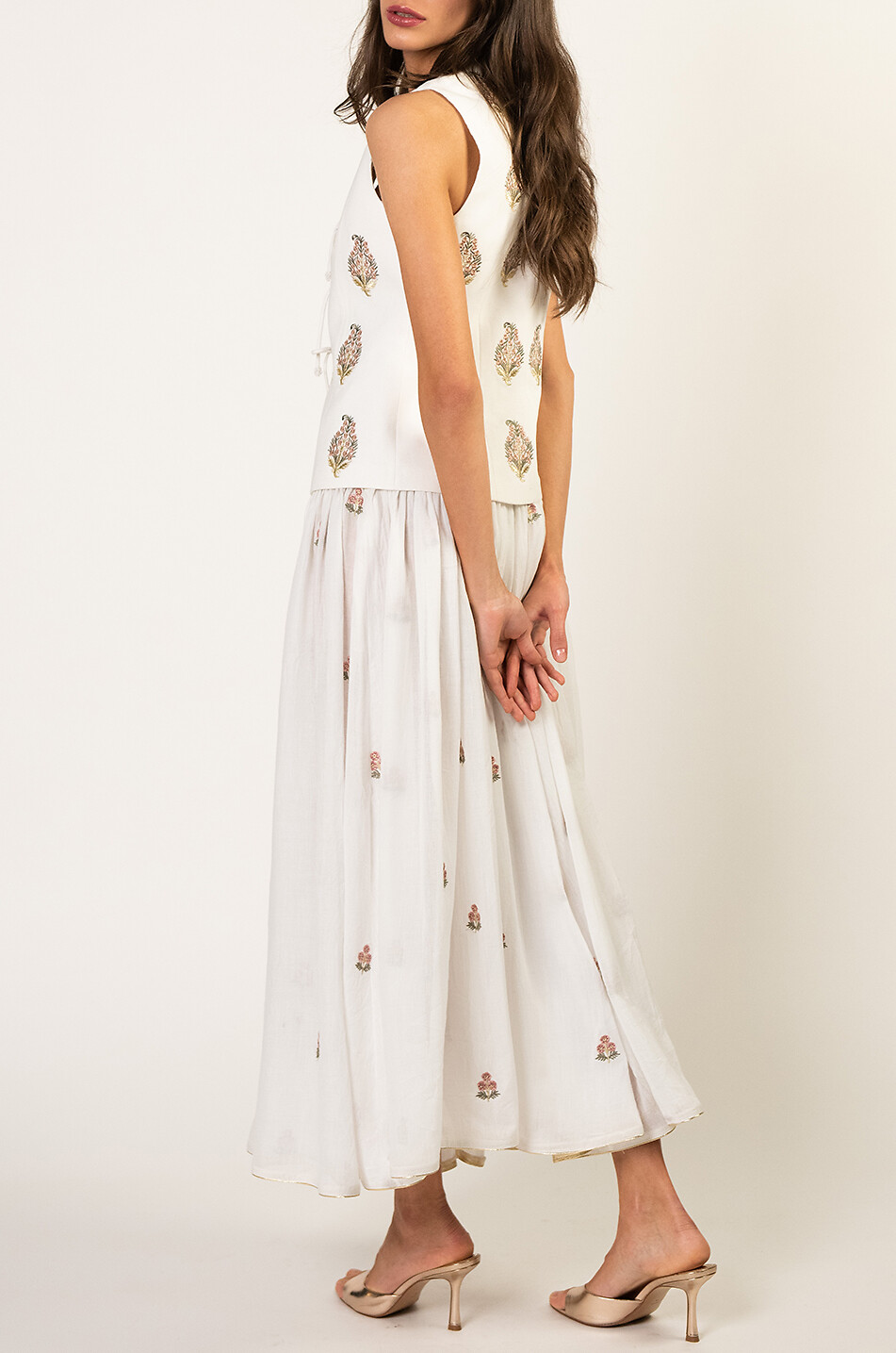 ROSEWATER HOUSE Bestickte Weste aus Leinen Sarv Damen WEISS 5