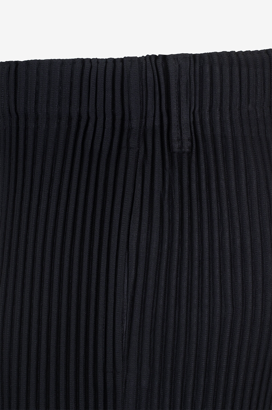 HOMME PLISSÉ ISSEY MIYAKE Tailored Pleats 2 fitted jersey shorts Men BLACK 3