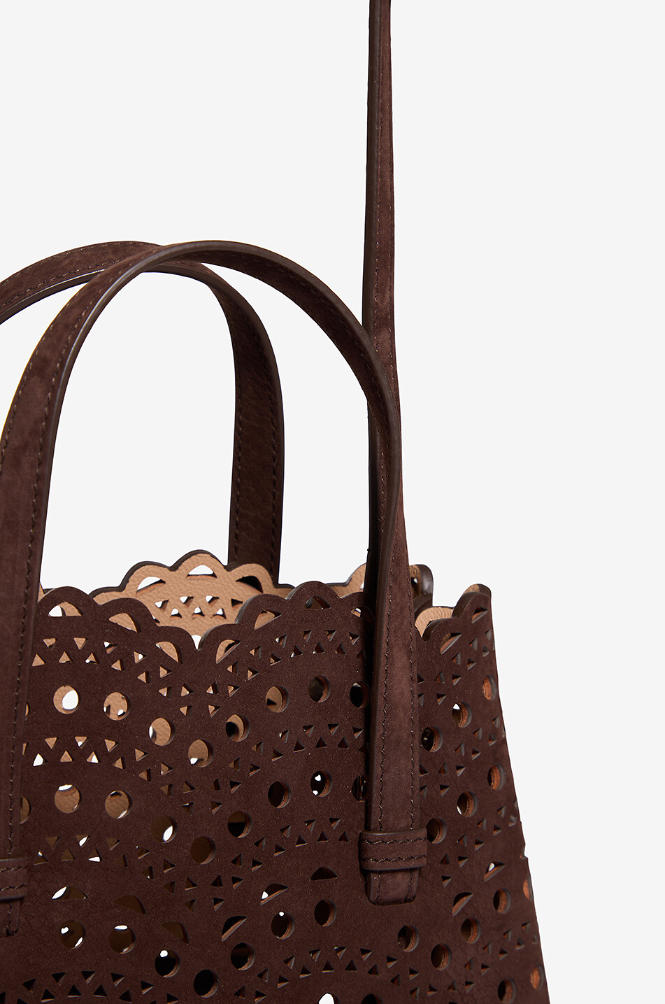 上品な存在感☆ ALAIA Mina 25 EW vienne vague brown tote bag ALAIA Mina 25 Tote Bag in Vienne Wave Perforated Leather