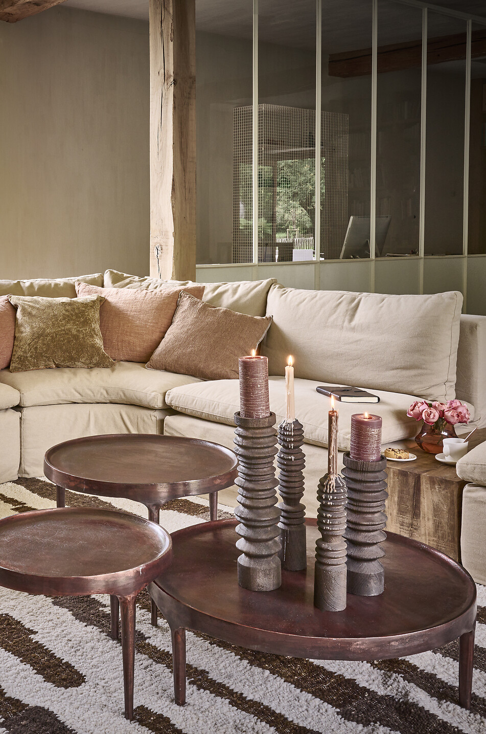 POMAX Coussin carré Alpha Opposites Maison BEIGE 4