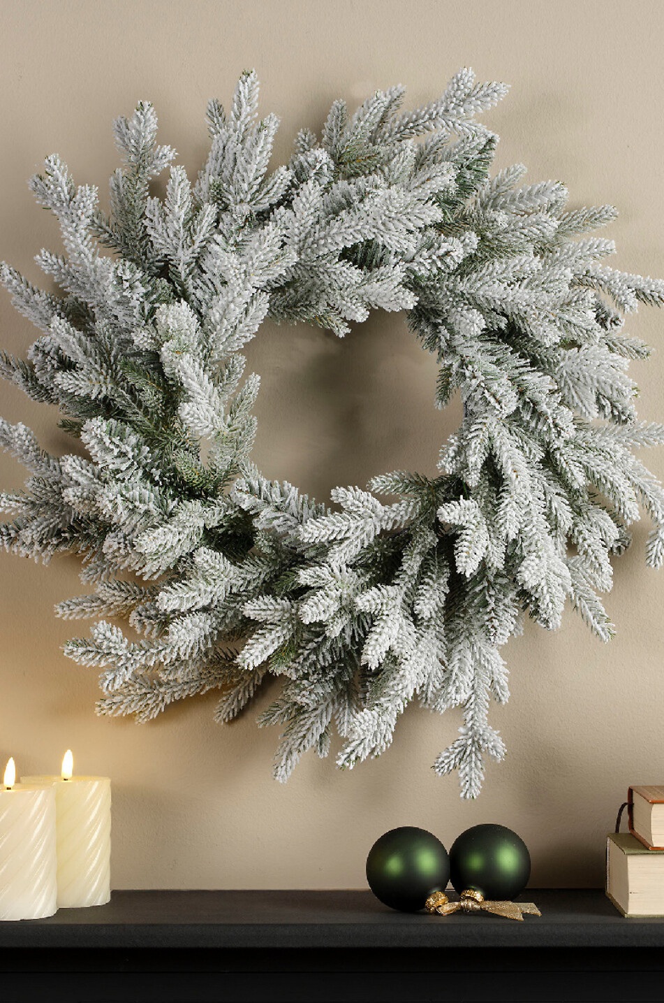 KAEMINGK Norway decorative snowy fir tree wreath Home WHITE 3